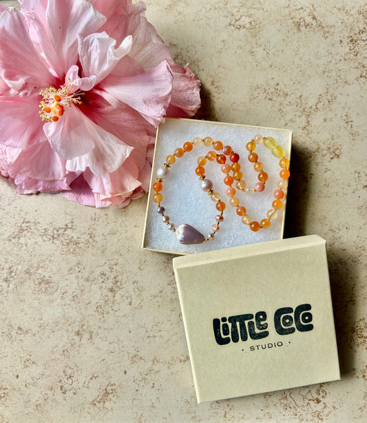 15.5" Orange Agate & Purple Cone Shell Neck'lei